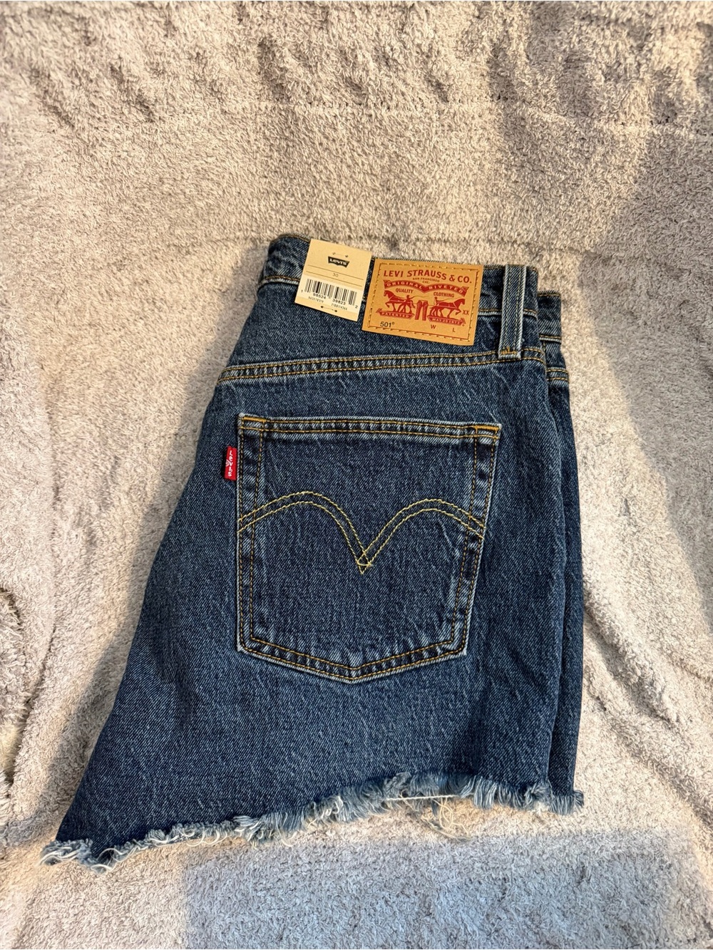 Levi's Indigo Denim Shorts with Frayed Hem Size 30 NWT